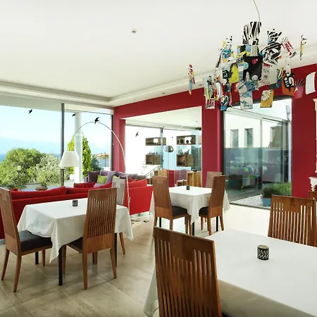 Teomida ホテル 3*